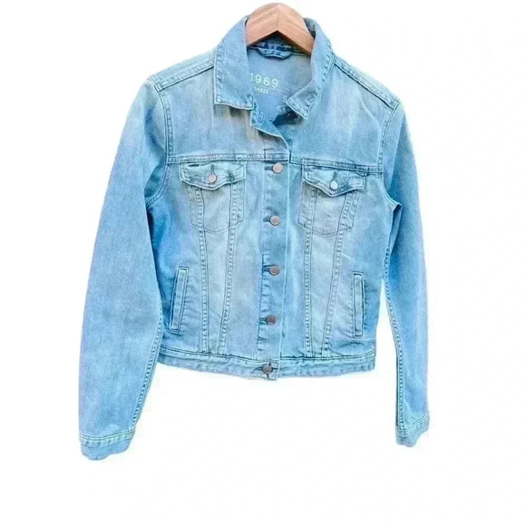 Women’s Gap 1969 Distressed Denim Jacket•Light Wash•Preowned Great Condition• - Picture 11 of 11